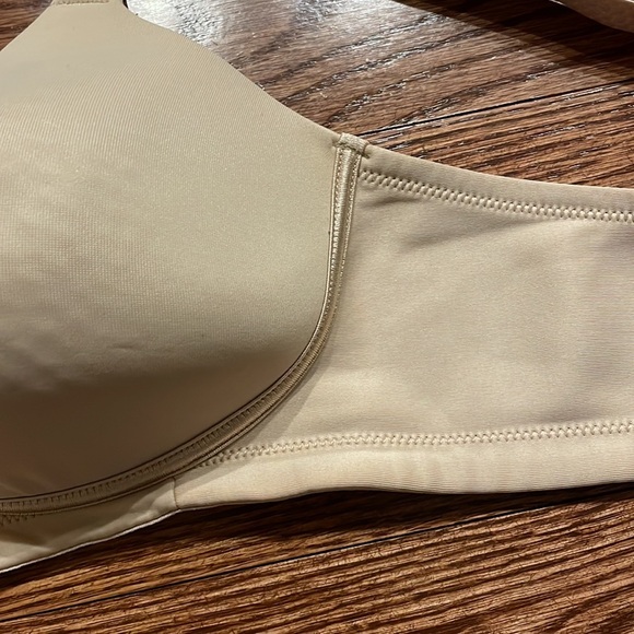 Vanity Fair Beauty back / Full figure / back smoothing / wireless bra 71380 38C - Picture 11 of 12